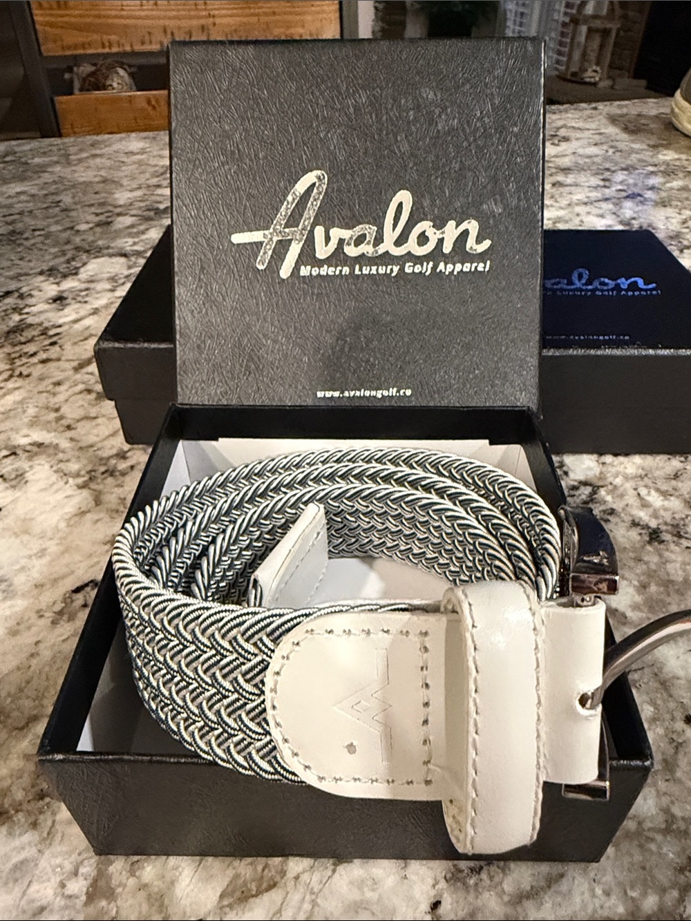 Avalon Men's White and Navy Braided Elastic Belt